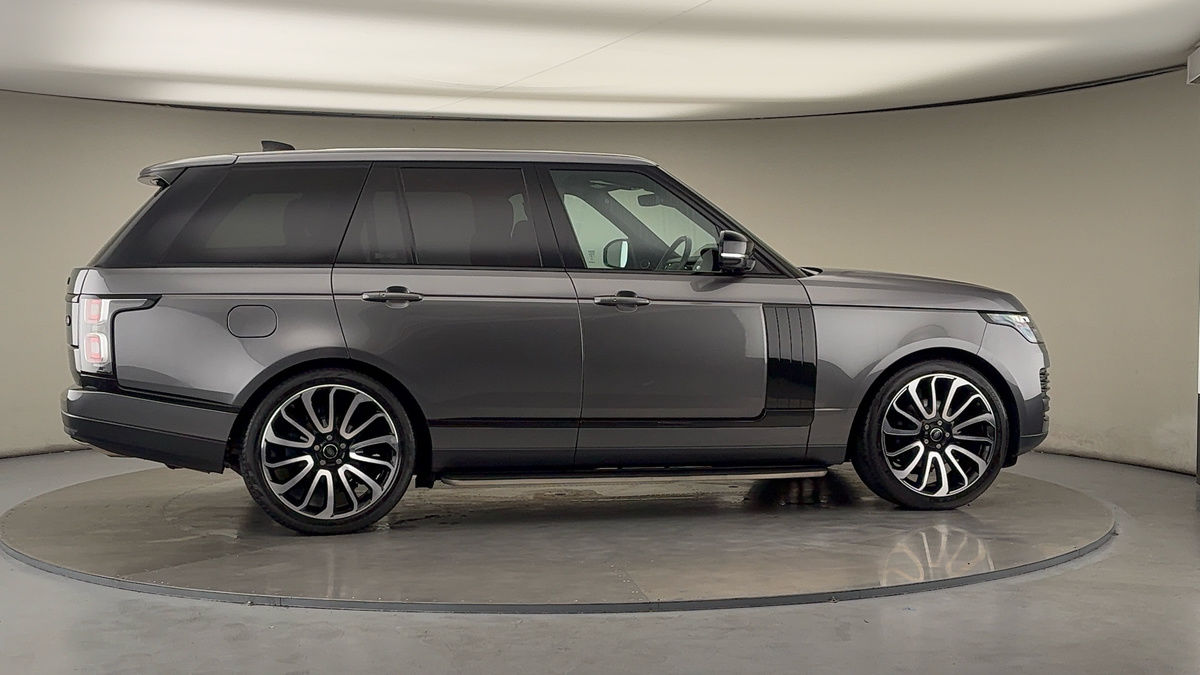 More views of Land Rover Range Rover
