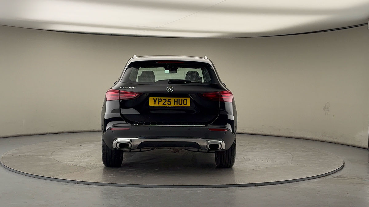 Mercedes-Benz GLA Image 4