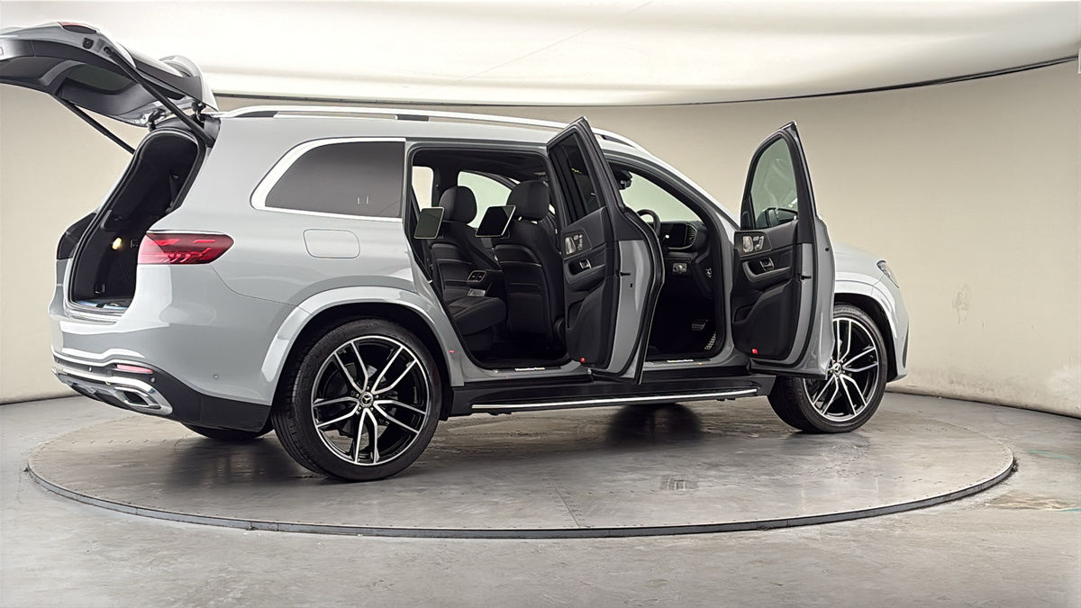 More views of Mercedes-Benz GLS