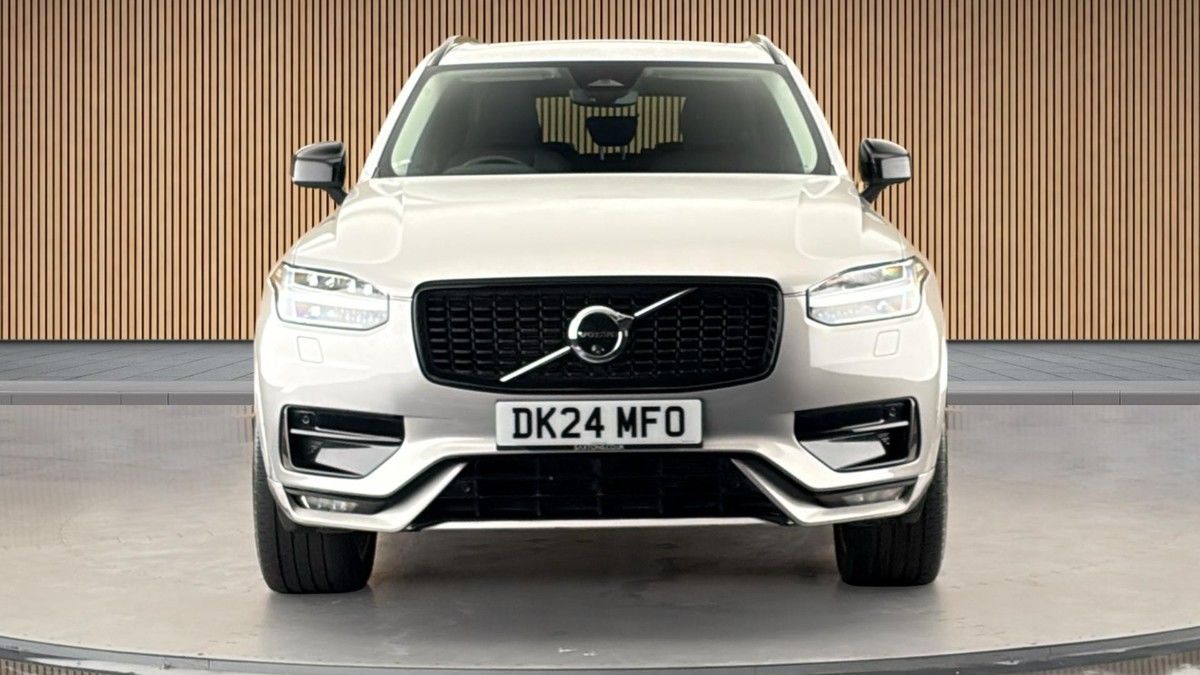 Volvo XC90 Image 3