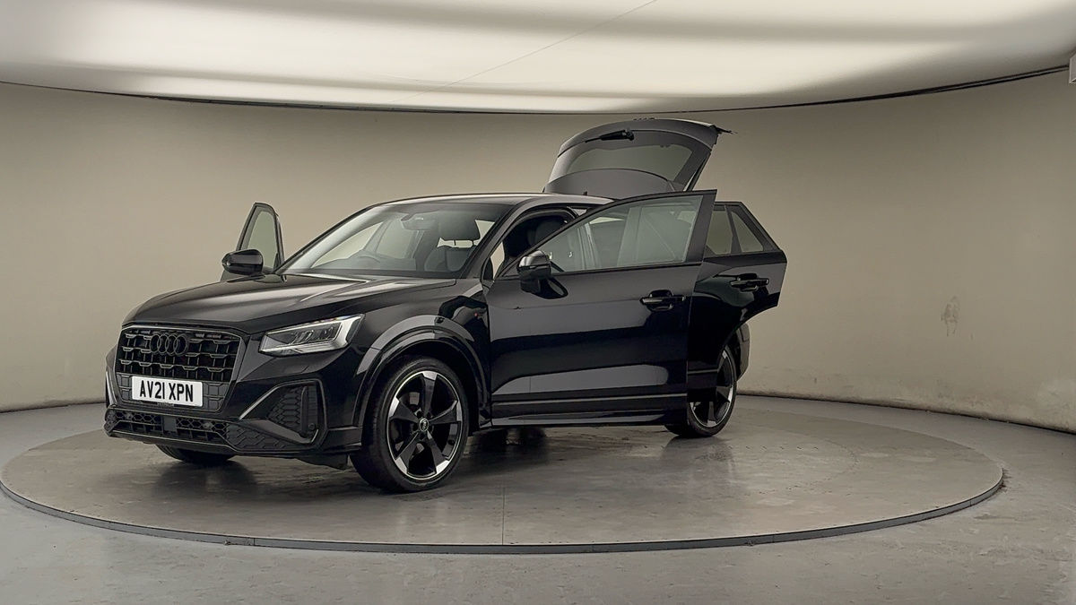 More views of Audi Q2