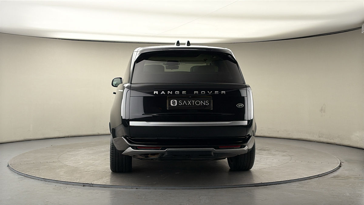 More views of Land Rover Range Rover