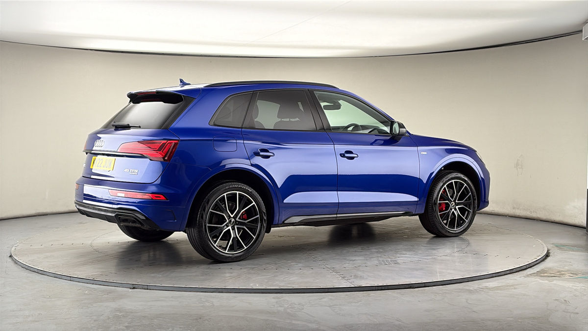 More views of Audi Q5