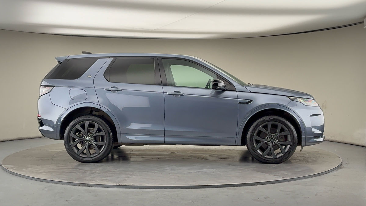 Land Rover Discovery Sport Image 16