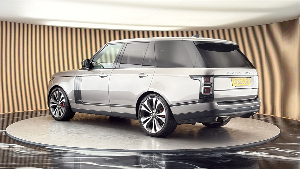 More views of Land Rover Range Rover