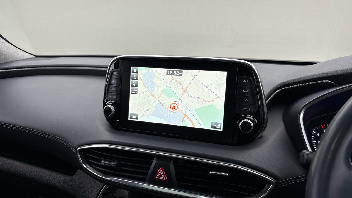 Hyundai Santa Fe Image 17