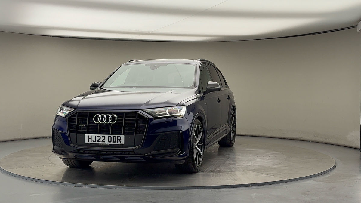 More views of Audi Q7