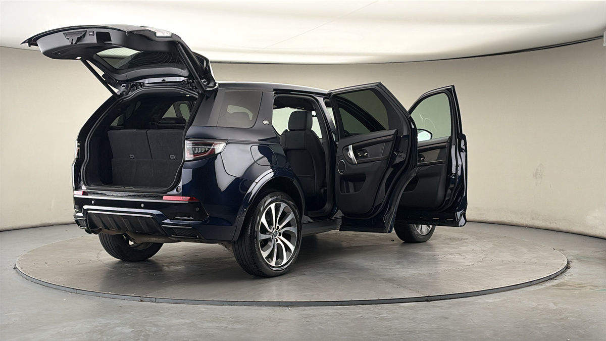More views of Land Rover Discovery Sport