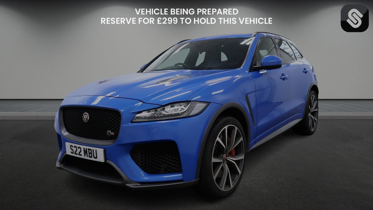 Jaguar F-PACE Image 2