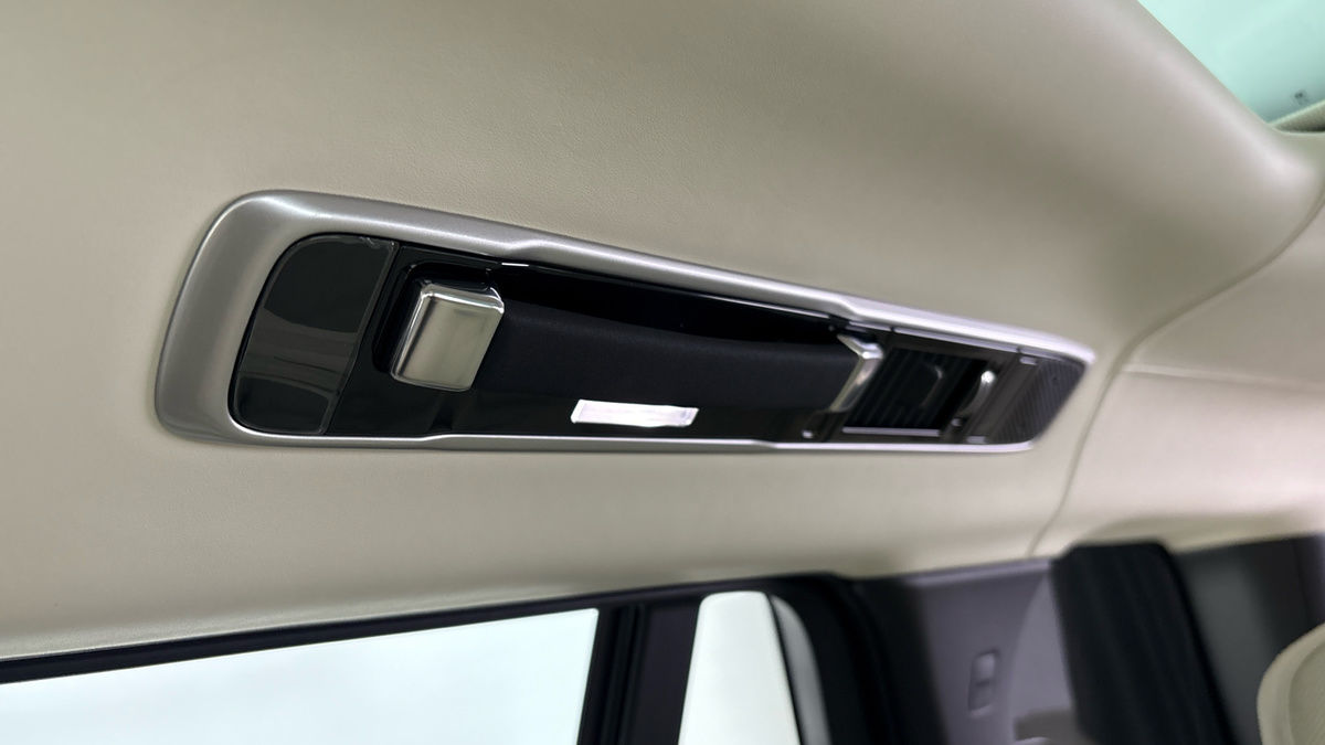 Land Rover Range Rover Image 28