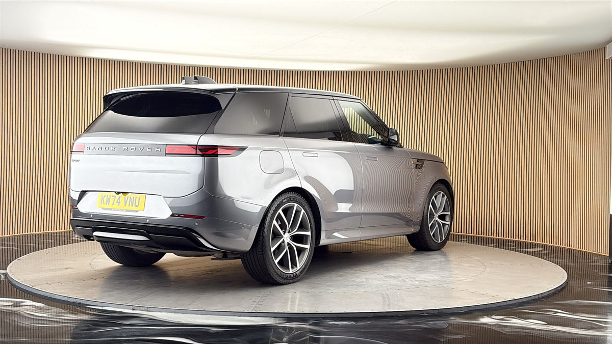 More views of Land Rover Range Rover Sport