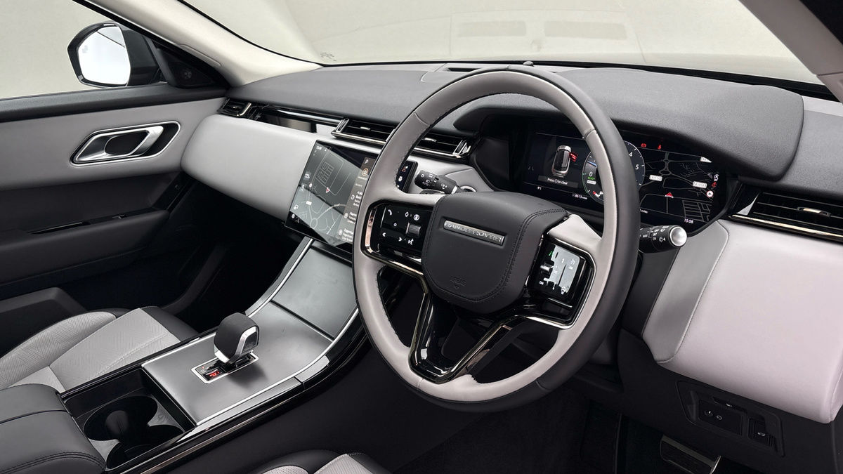 Land Rover Range Rover Velar Image 5