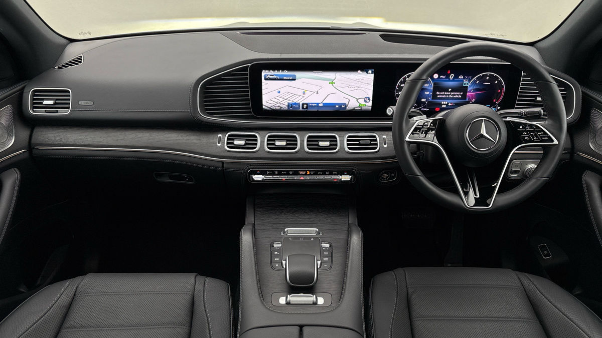 Mercedes-Benz GLE Image 12