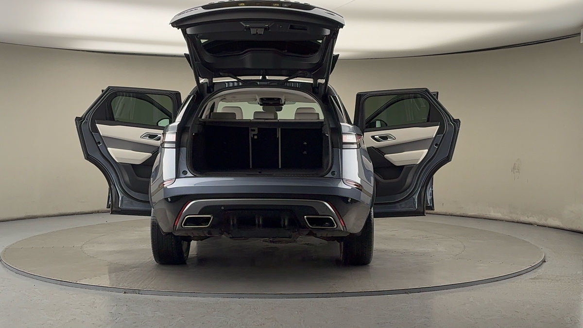 More views of Land Rover Range Rover Velar