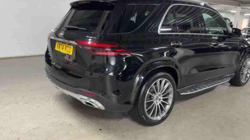 More views of Mercedes-Benz GLE