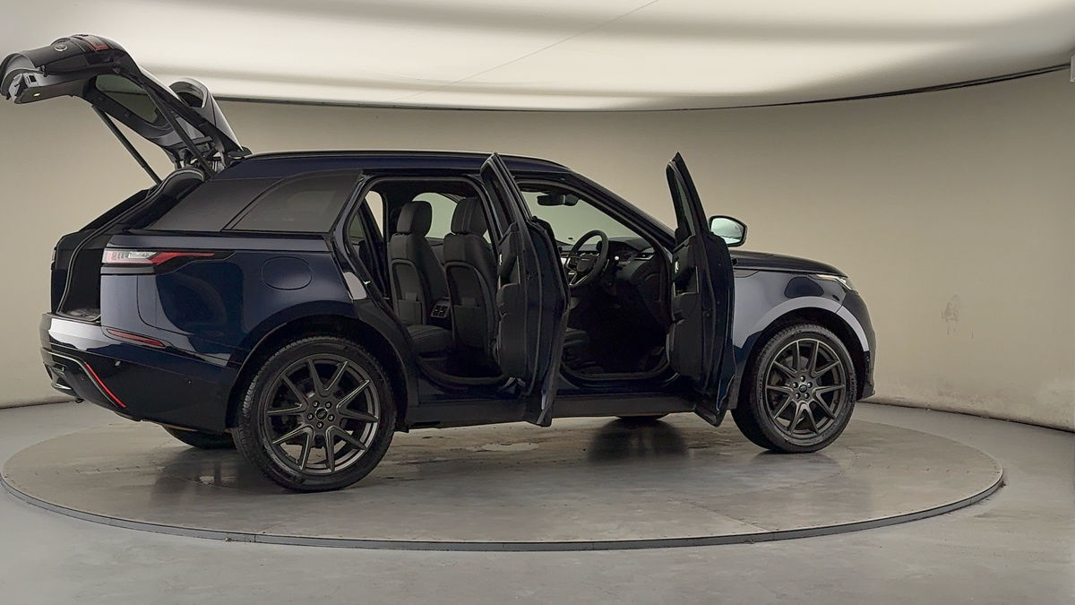 More views of Land Rover Range Rover Velar