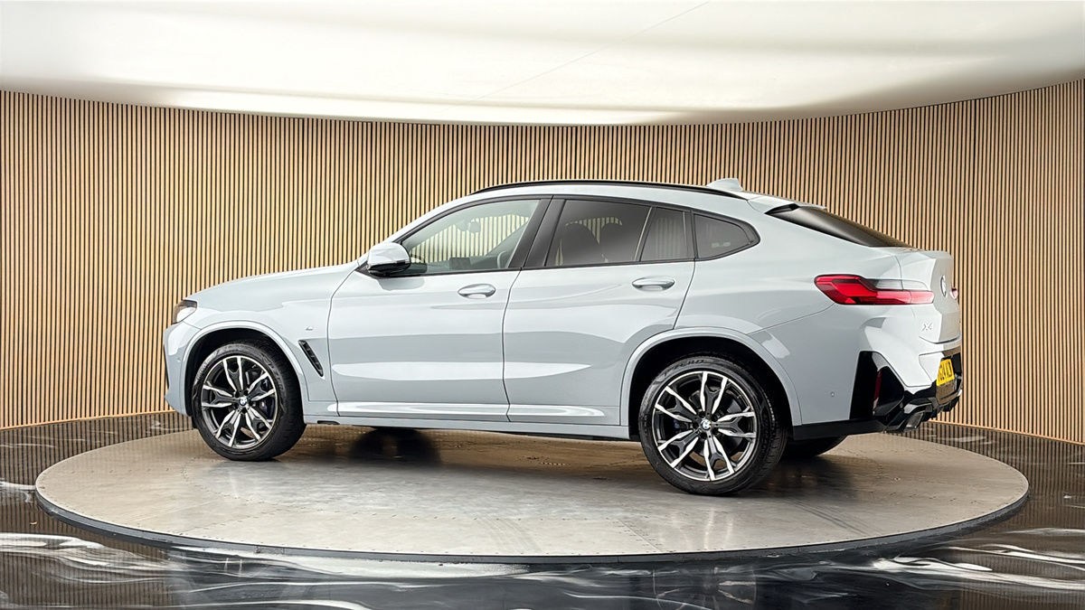 More views of BMW X4