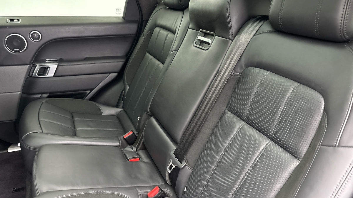 Land Rover Range Rover Sport Image 8