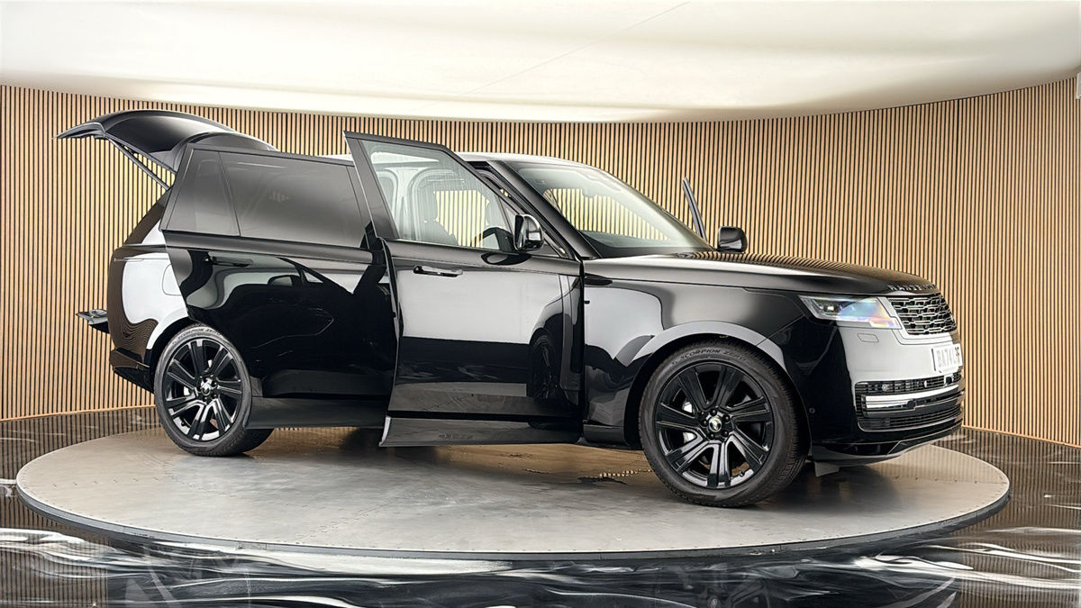More views of Land Rover Range Rover