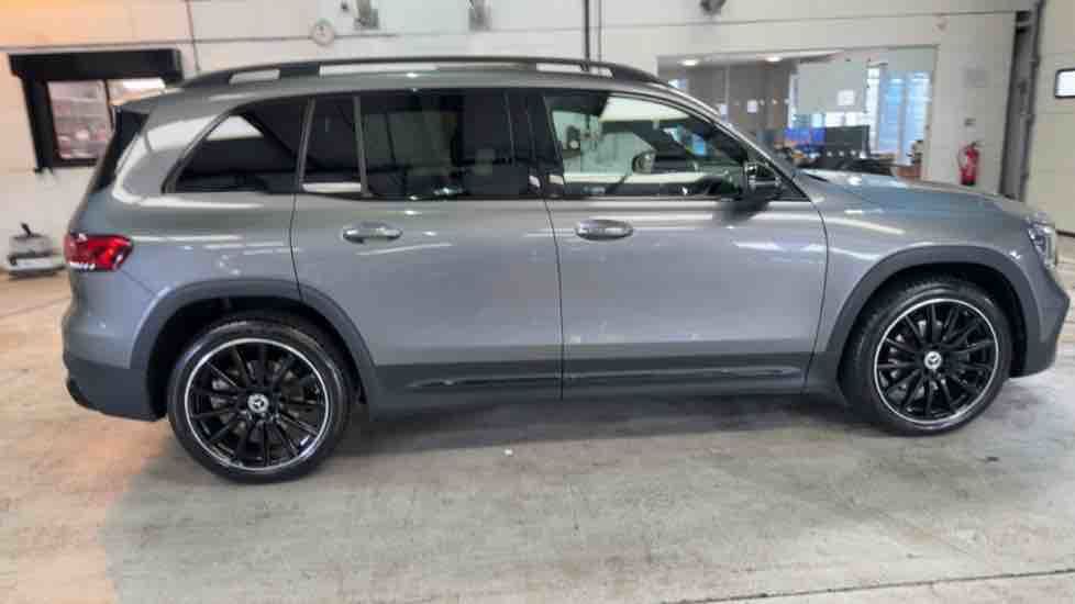 More views of Mercedes-Benz GLB