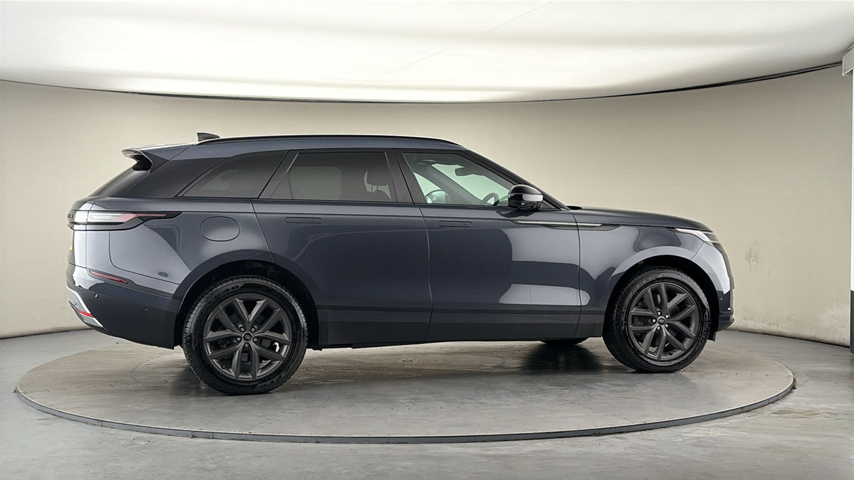 More views of Land Rover Range Rover Velar