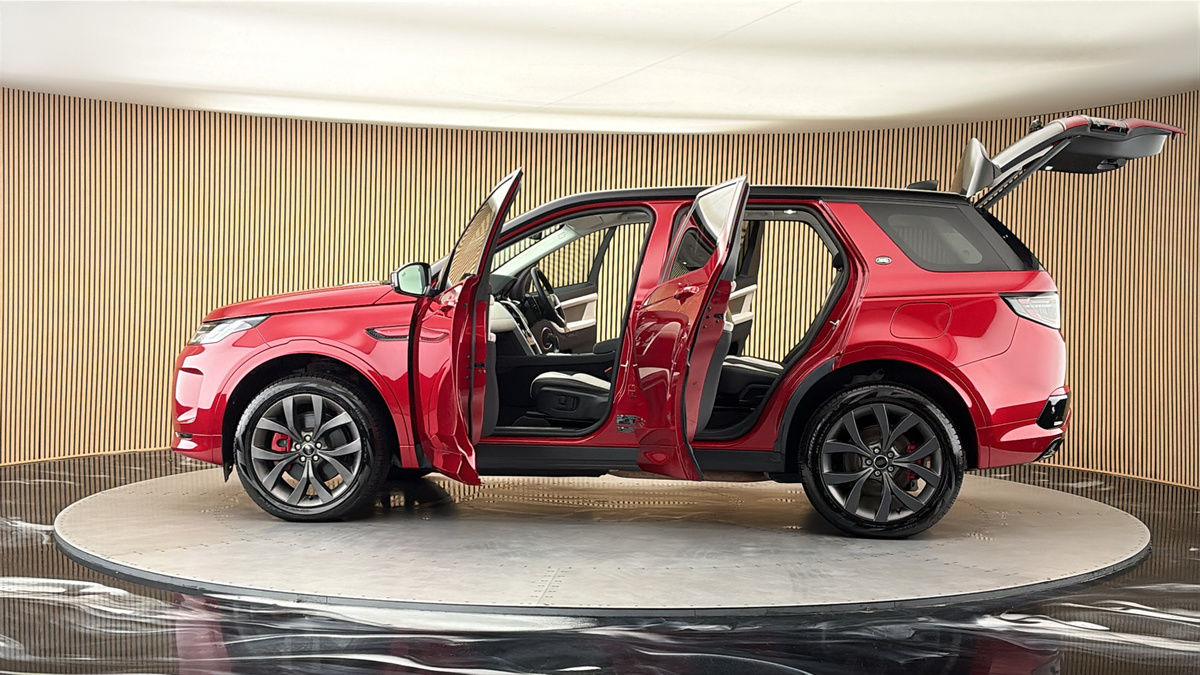 More views of Land Rover Discovery Sport
