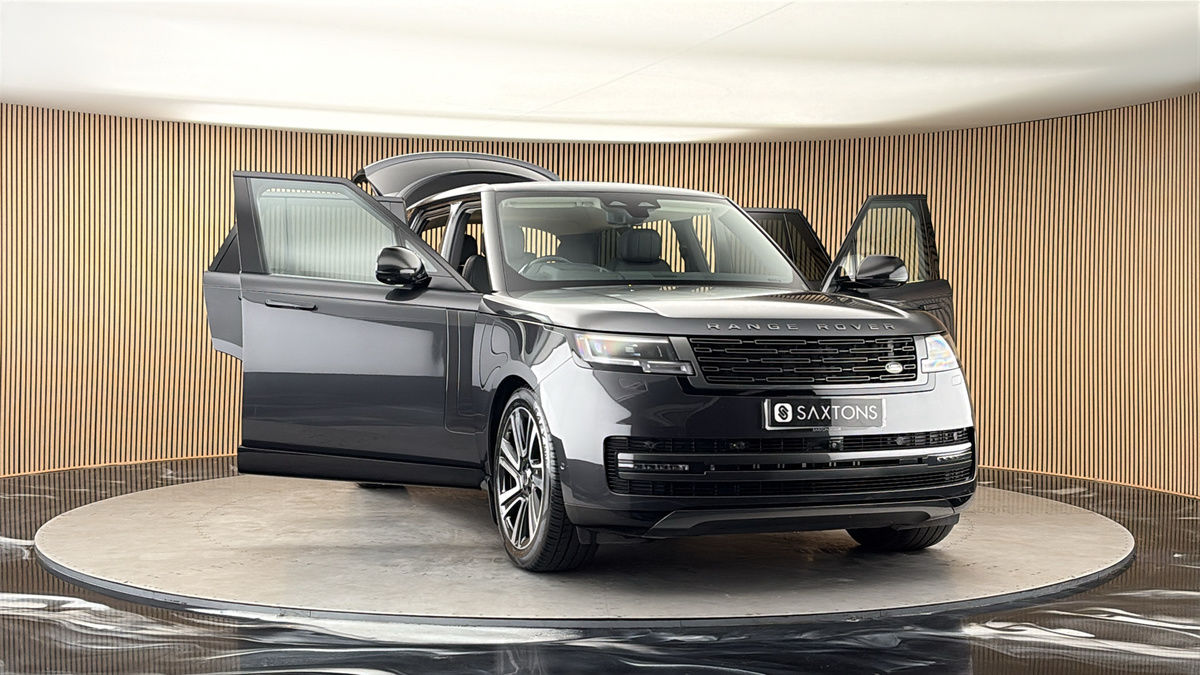More views of Land Rover Range Rover