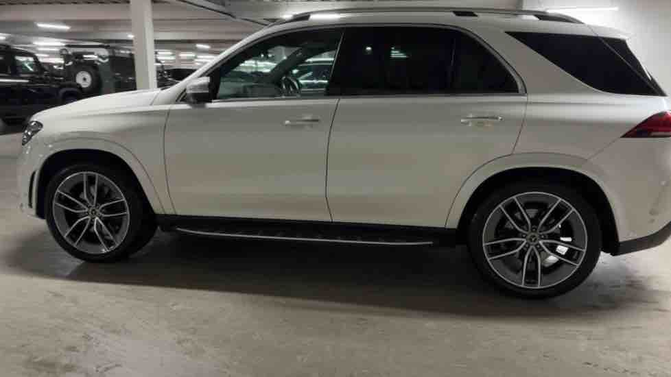 More views of Mercedes-Benz GLE