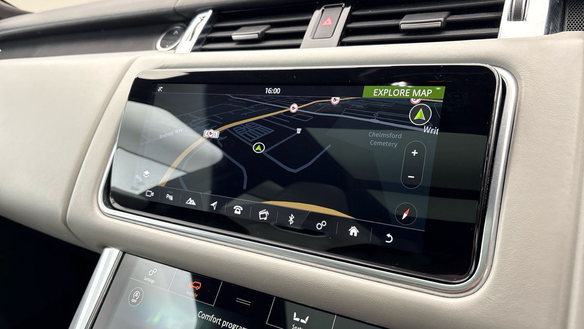 Land Rover Range Rover Sport Image 17