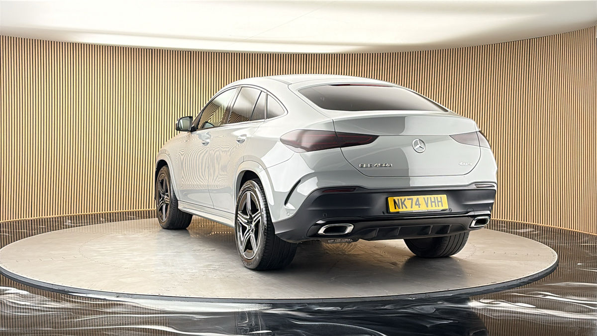 More views of Mercedes-Benz GLE