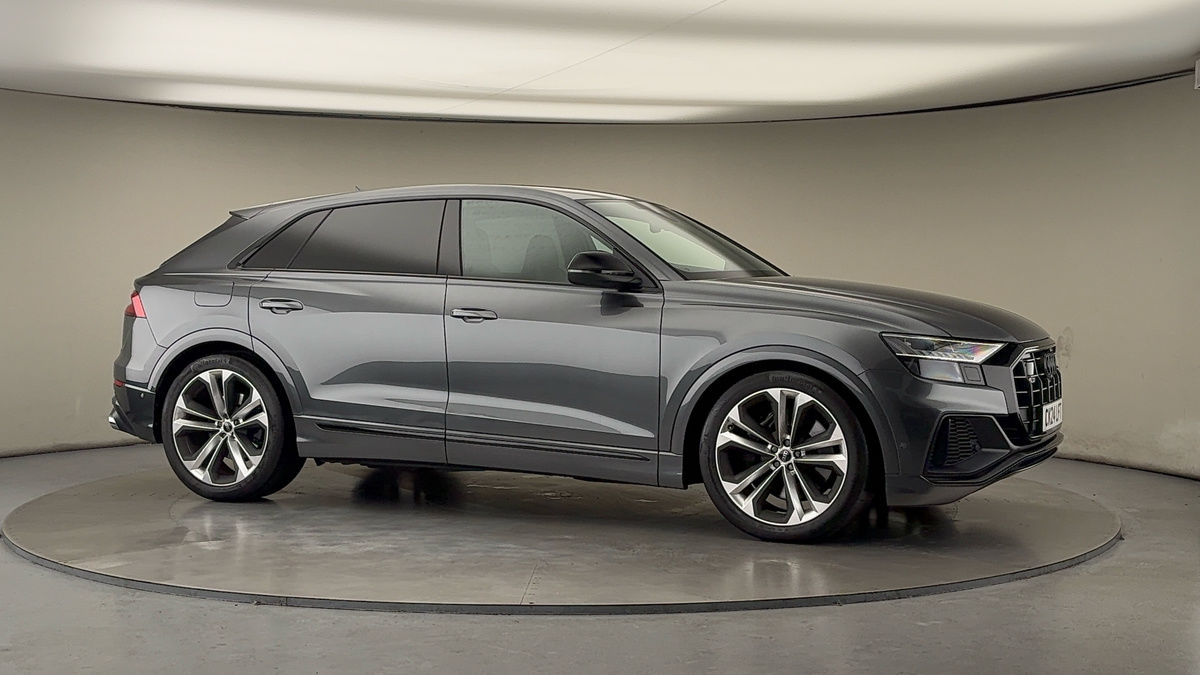 More views of Audi SQ8