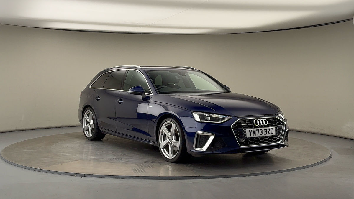 Audi A4 Avant Sticky Header Image