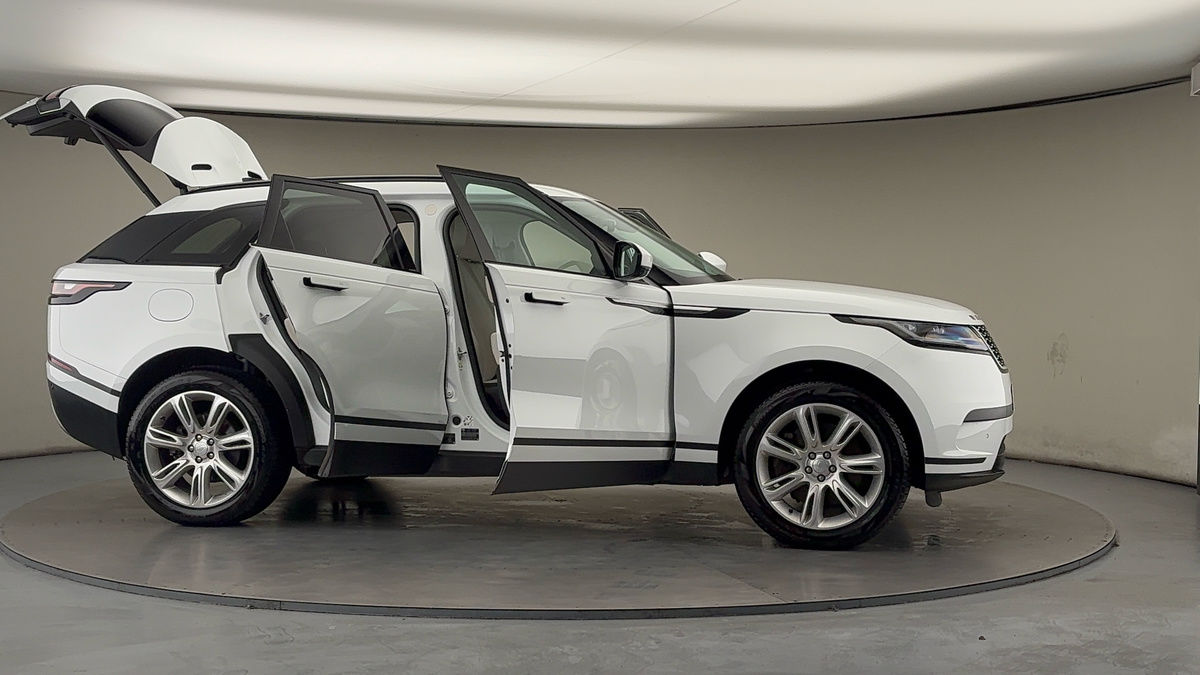 More views of Land Rover Range Rover Velar