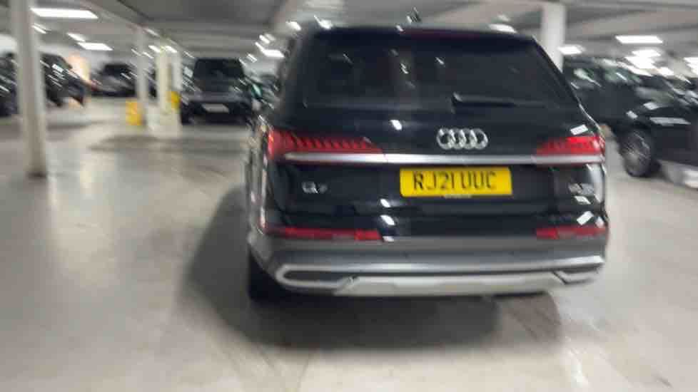 More views of Audi Q7