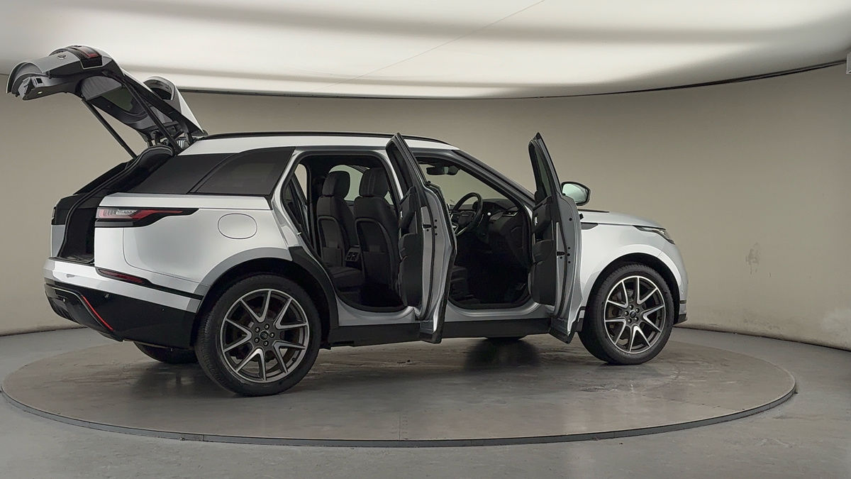 More views of Land Rover Range Rover Velar