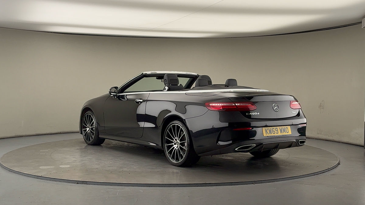 Mercedes-Benz E Class Image 2