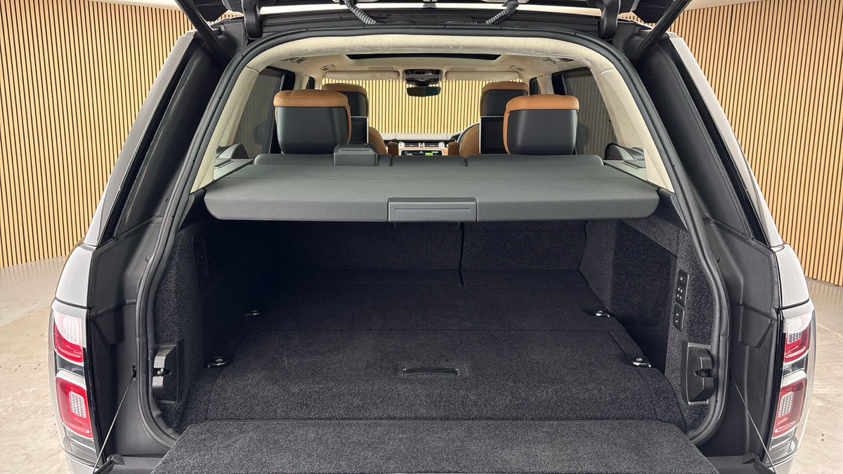 Land Rover Range Rover Image 11