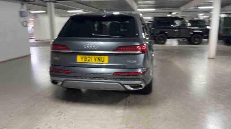 More views of Audi Q7
