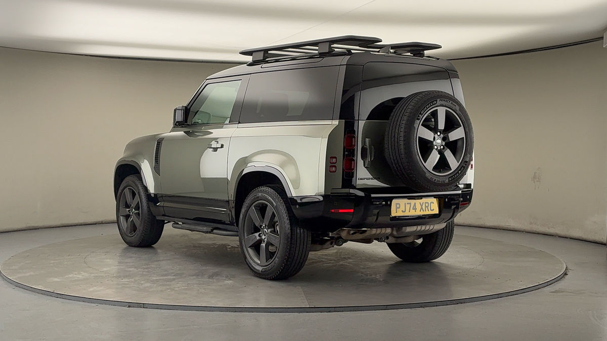 Land Rover Defender 90 Image 2