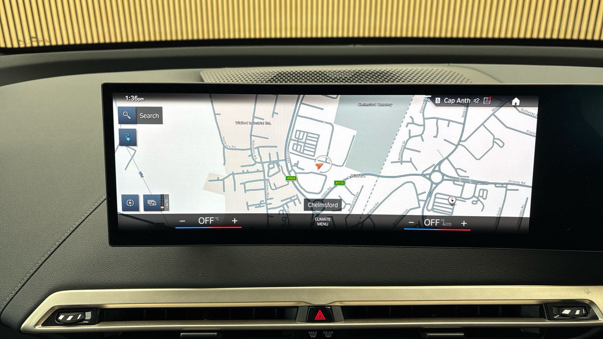 BMW iX Image 17