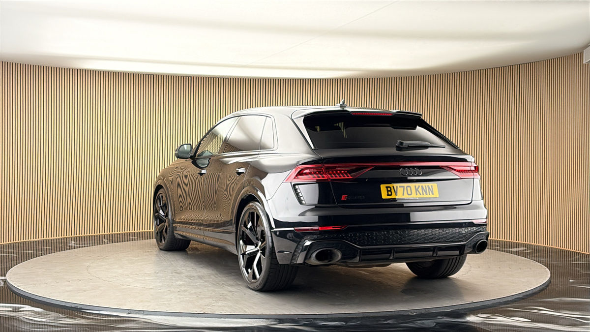 More views of Audi RSQ8
