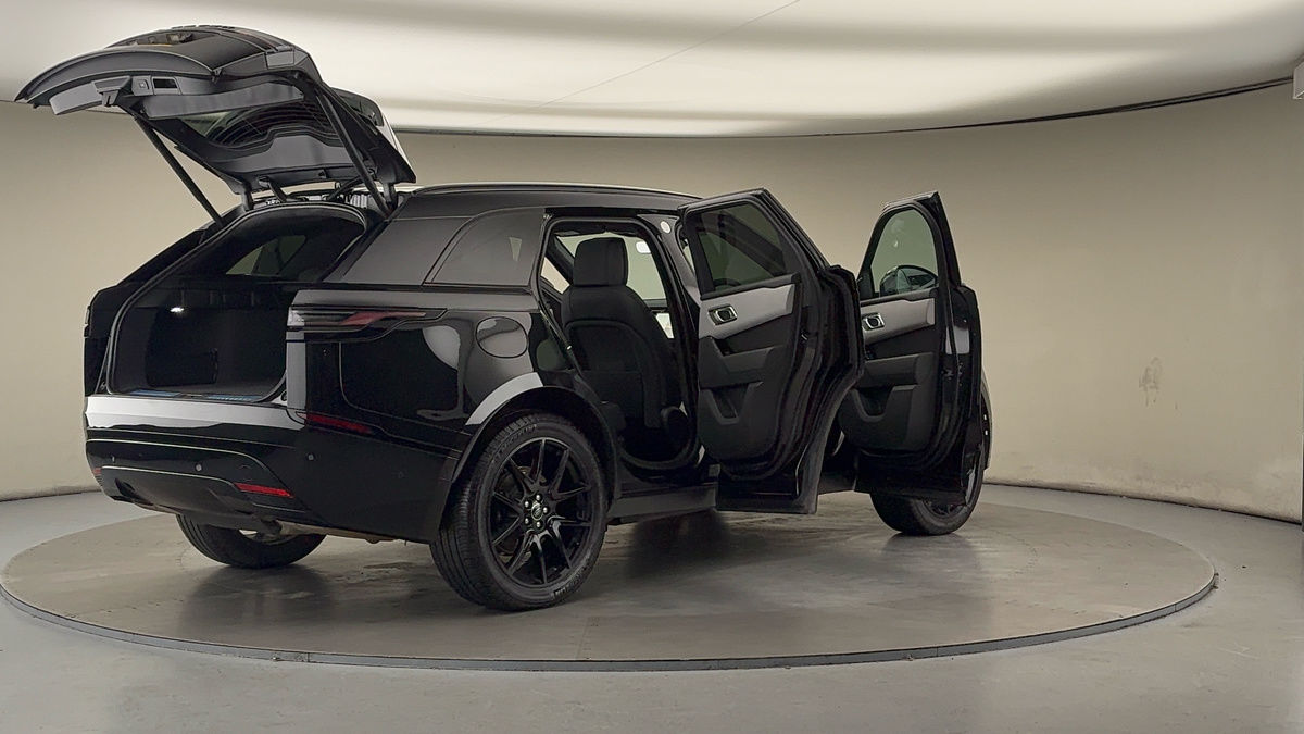 More views of Land Rover Range Rover Velar