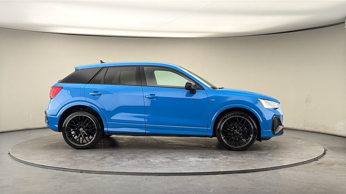 More views of Audi Q2