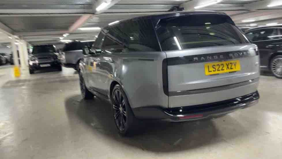 More views of Land Rover Range Rover