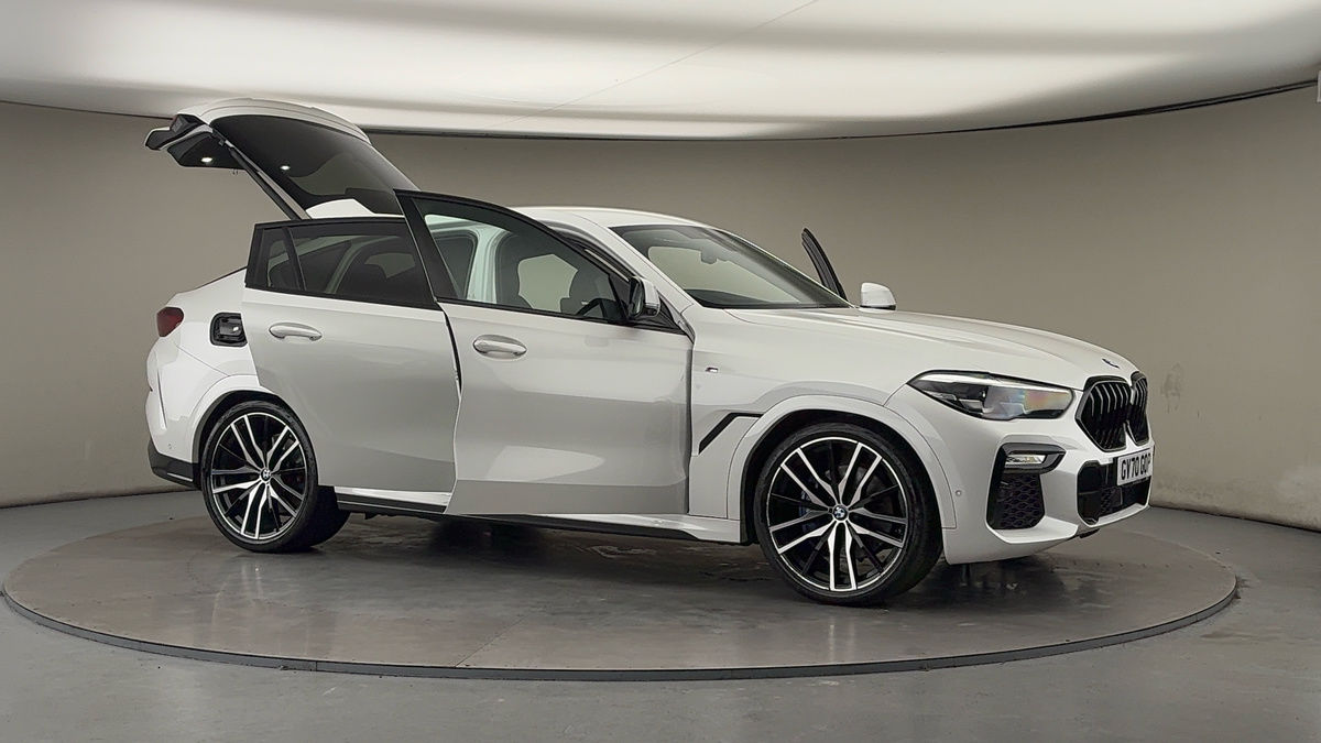 More views of BMW X6