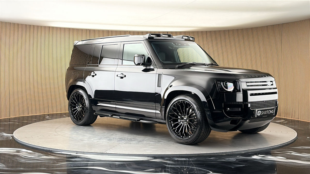 More views of Land Rover Defender 110
