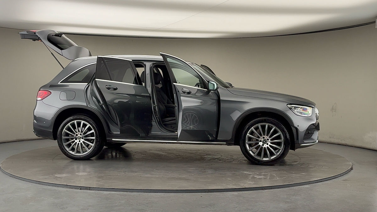 More views of Mercedes-Benz GLC