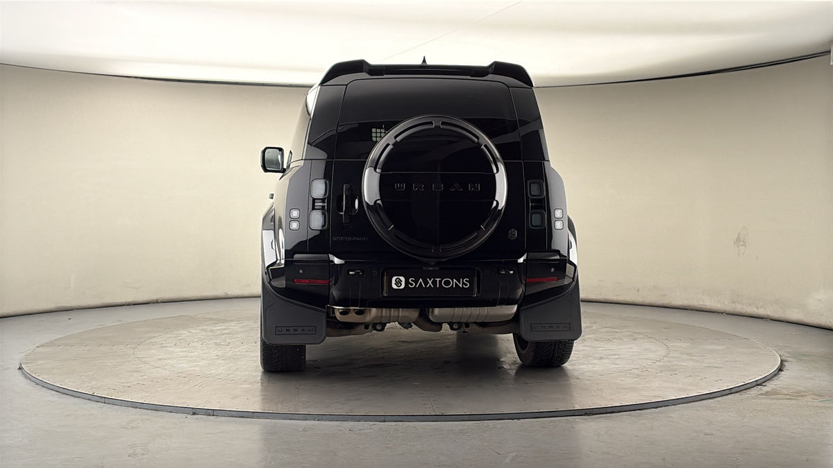 More views of Land Rover Defender 90