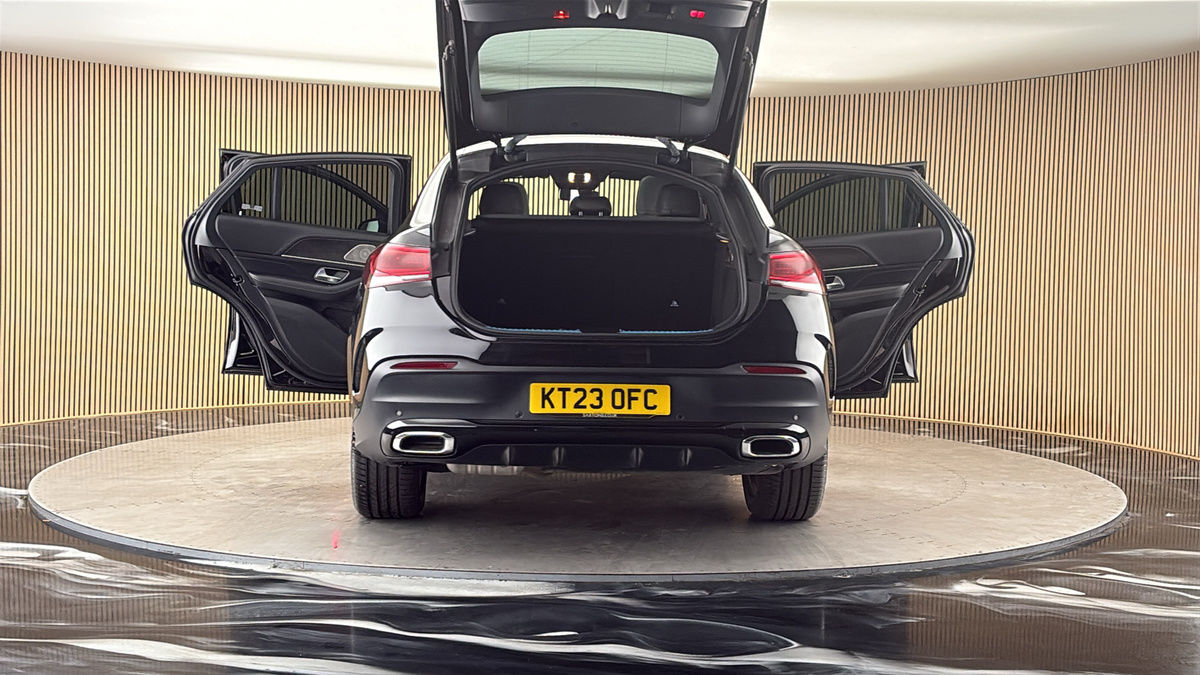 More views of Mercedes-Benz GLE