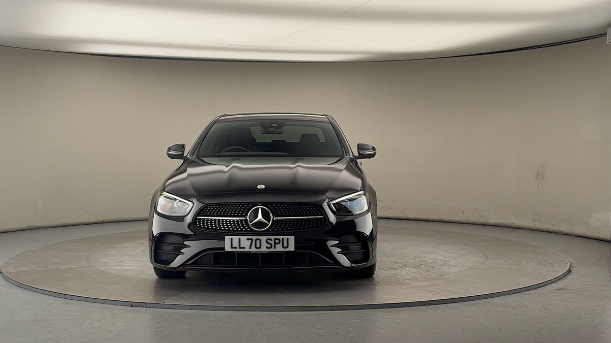 Mercedes-Benz E Class Image 3